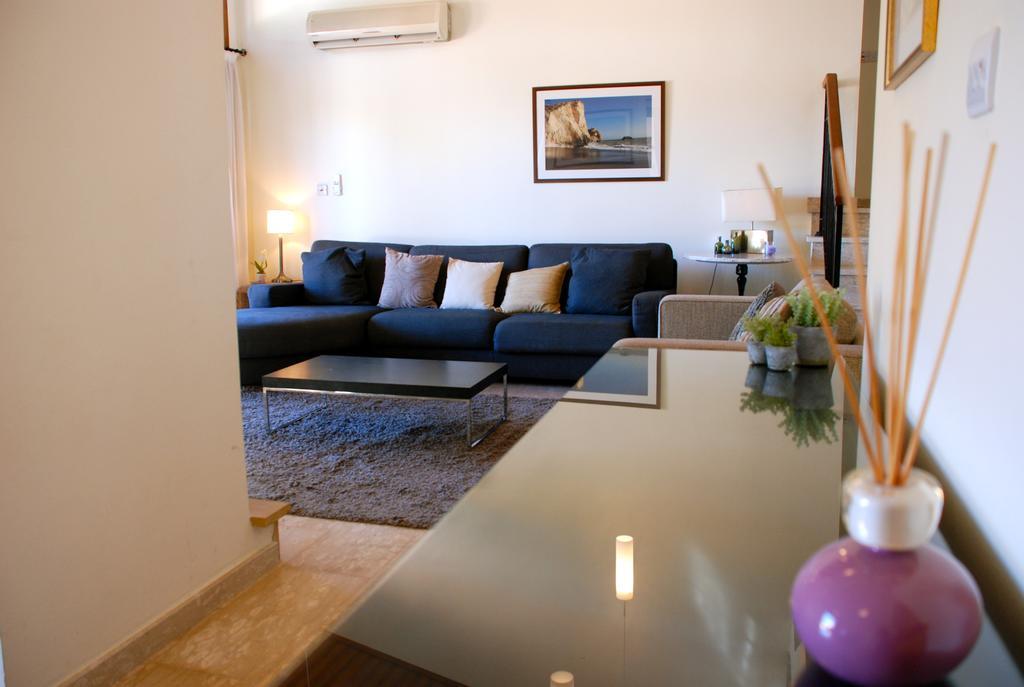 3 Bedroom Villa Limni With Private Pool And Gardens, Aphrodite Hills Resort Kouklia Room photo