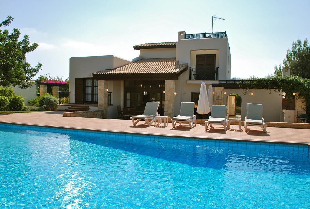 3 Bedroom Villa Limni With Private Pool And Gardens, Aphrodite Hills Resort Kouklia Exterior photo